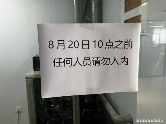 我们将在16日晚22点，共同评测期待已久的《黑神话：悟空》，不见不散哦！